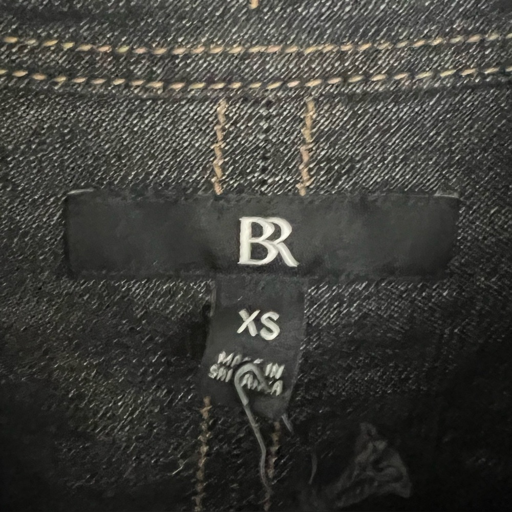 Banana Republic Cropped Denim Button Down Shirt XS NWT - Picture 7 of 10